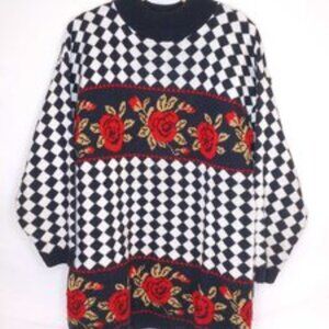 Trimmings Checkered Rose Crew Neck Sweater